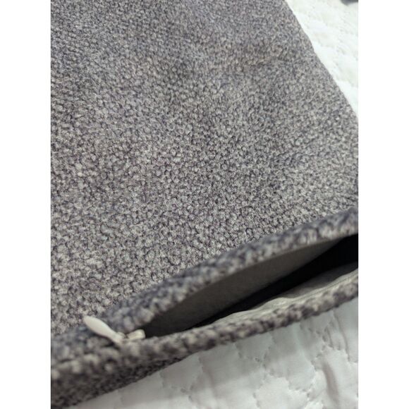 🛋️ Boucle Throw Pillow Covers Set of 2 Light Grey 18x18 New - Picture 5 of 5